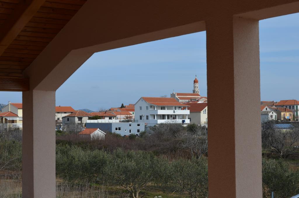 Apartments Tomas Betina  Rum bild
